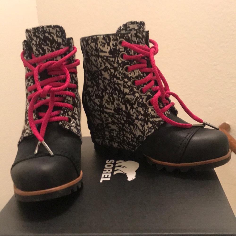 ♥️SOREL Boots